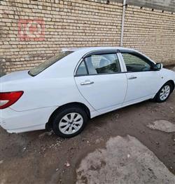 بي واي دي F3